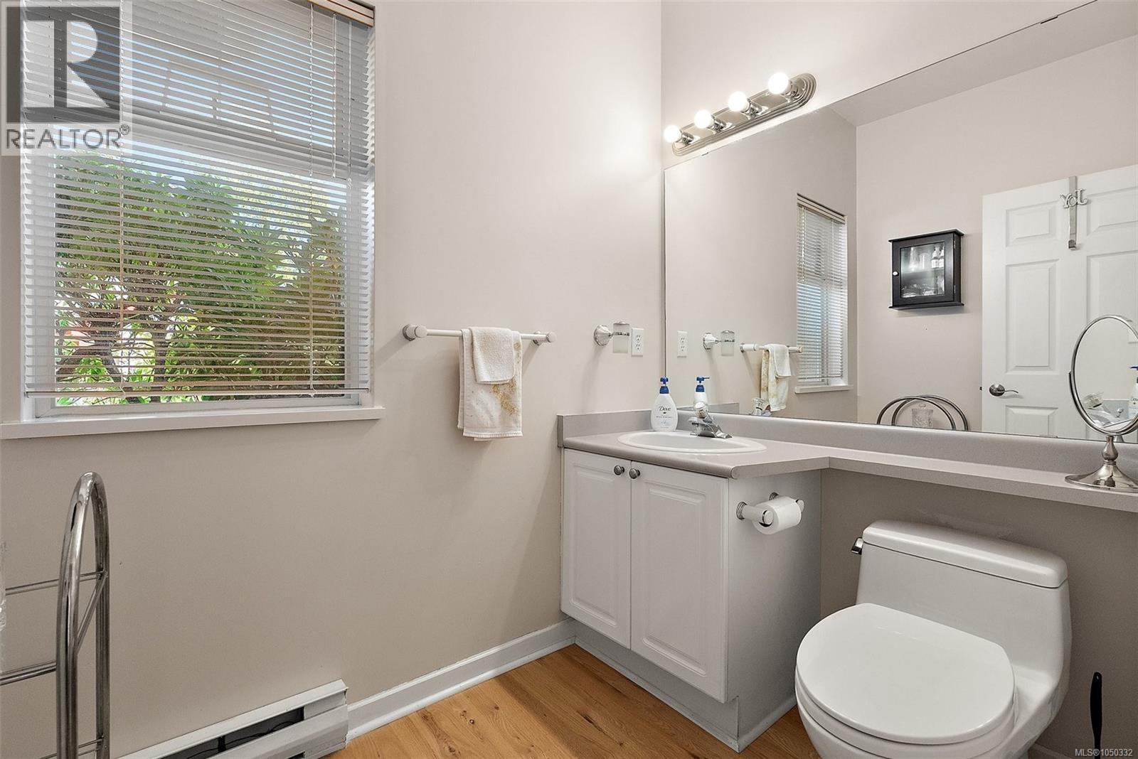 106 1110 Willow Street, Saanich