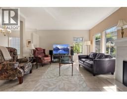 Bedroom - 106 1110 Willow St, Saanich, BC V8X3K2 Photo 6
