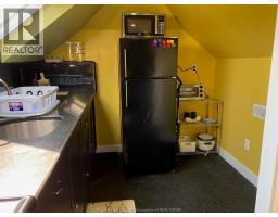 1610 Victoria Avenue Unit# Upper, Windsor, ON N8X1P7 Photo 13