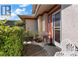 106 1110 Willow St, Saanich, BC V8X3K2 Photo 36