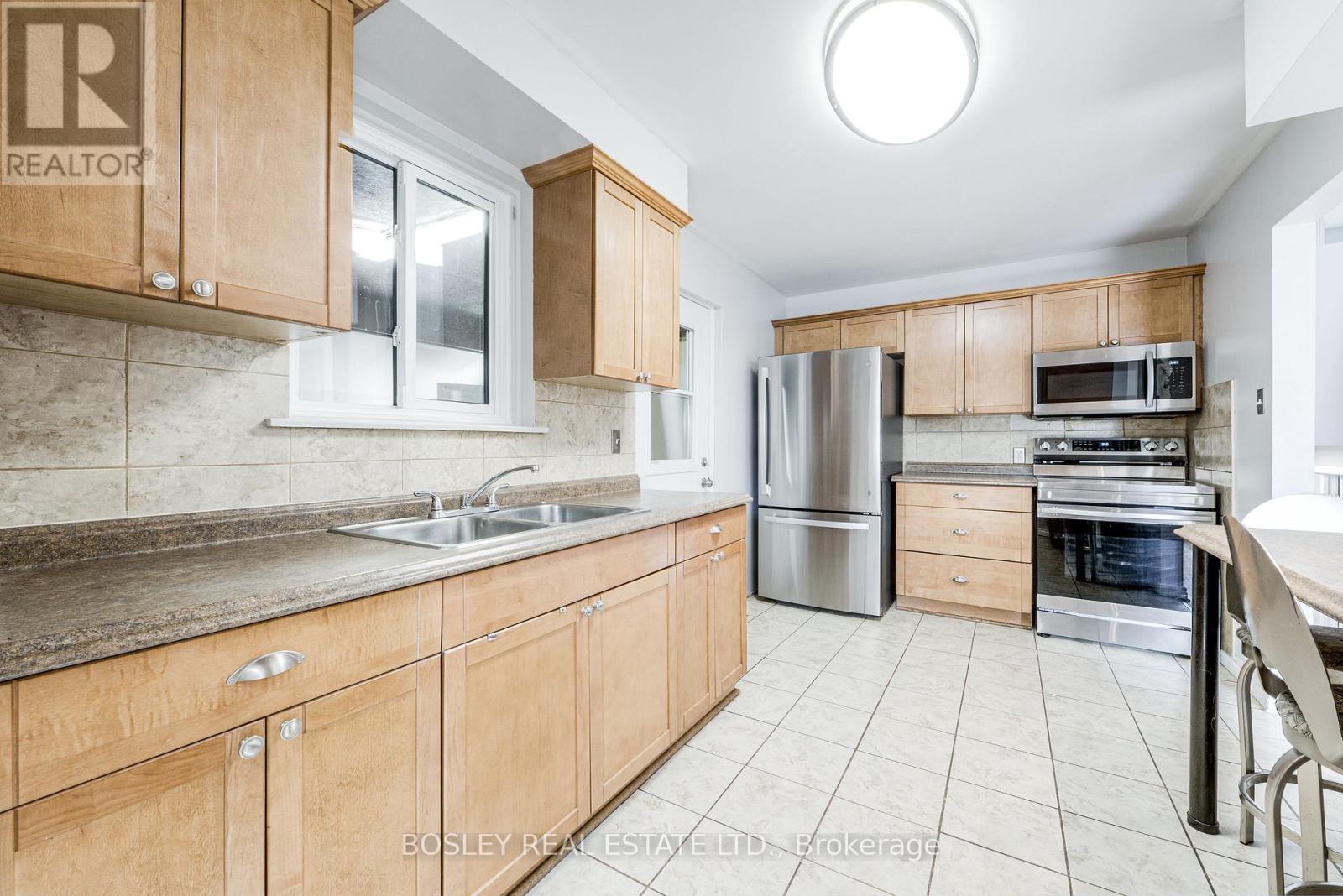 46 AUSTEN LANE, Barrie (Letitia Heights) — photo 6