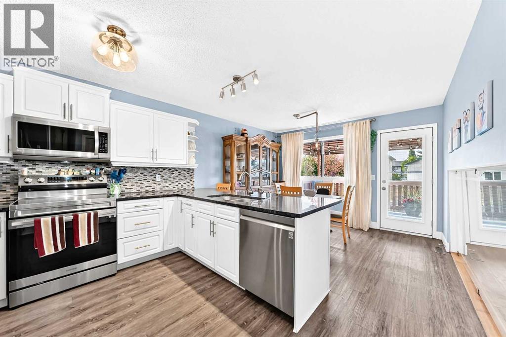 148 Creek Gardens Close NW - 7