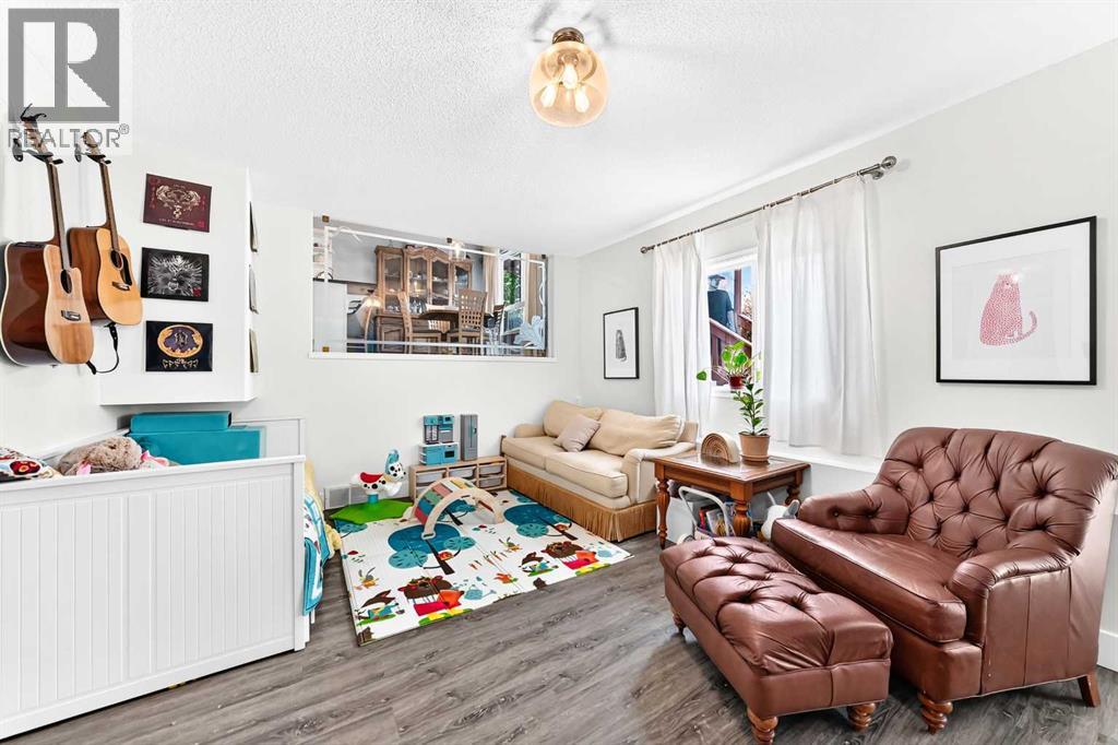 148 Creek Gardens Close NW - 29