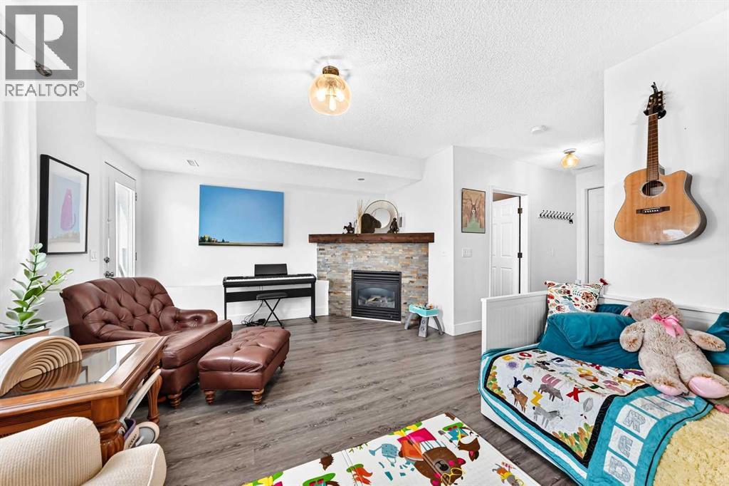 148 Creek Gardens Close NW - 28