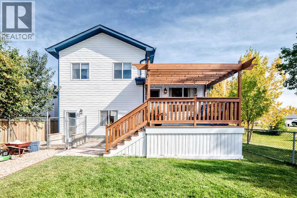 148 Creek Gardens Close NW - 46