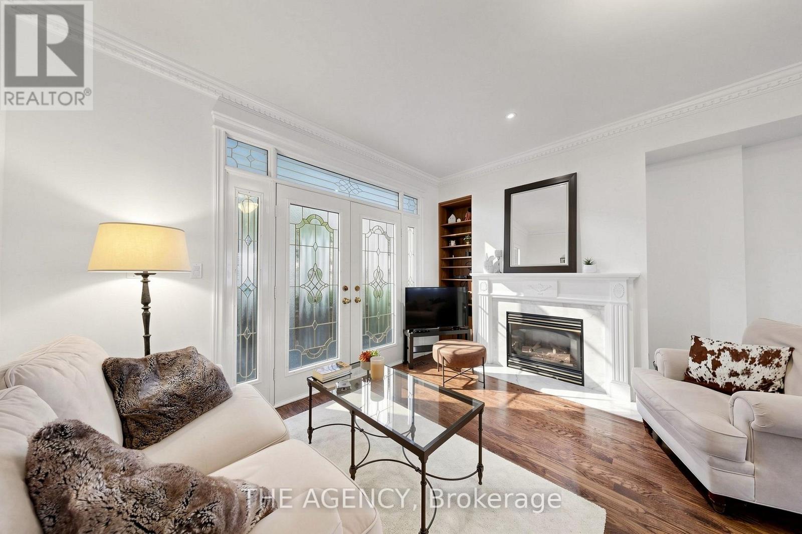 272 REDPATH AVENUE - 6