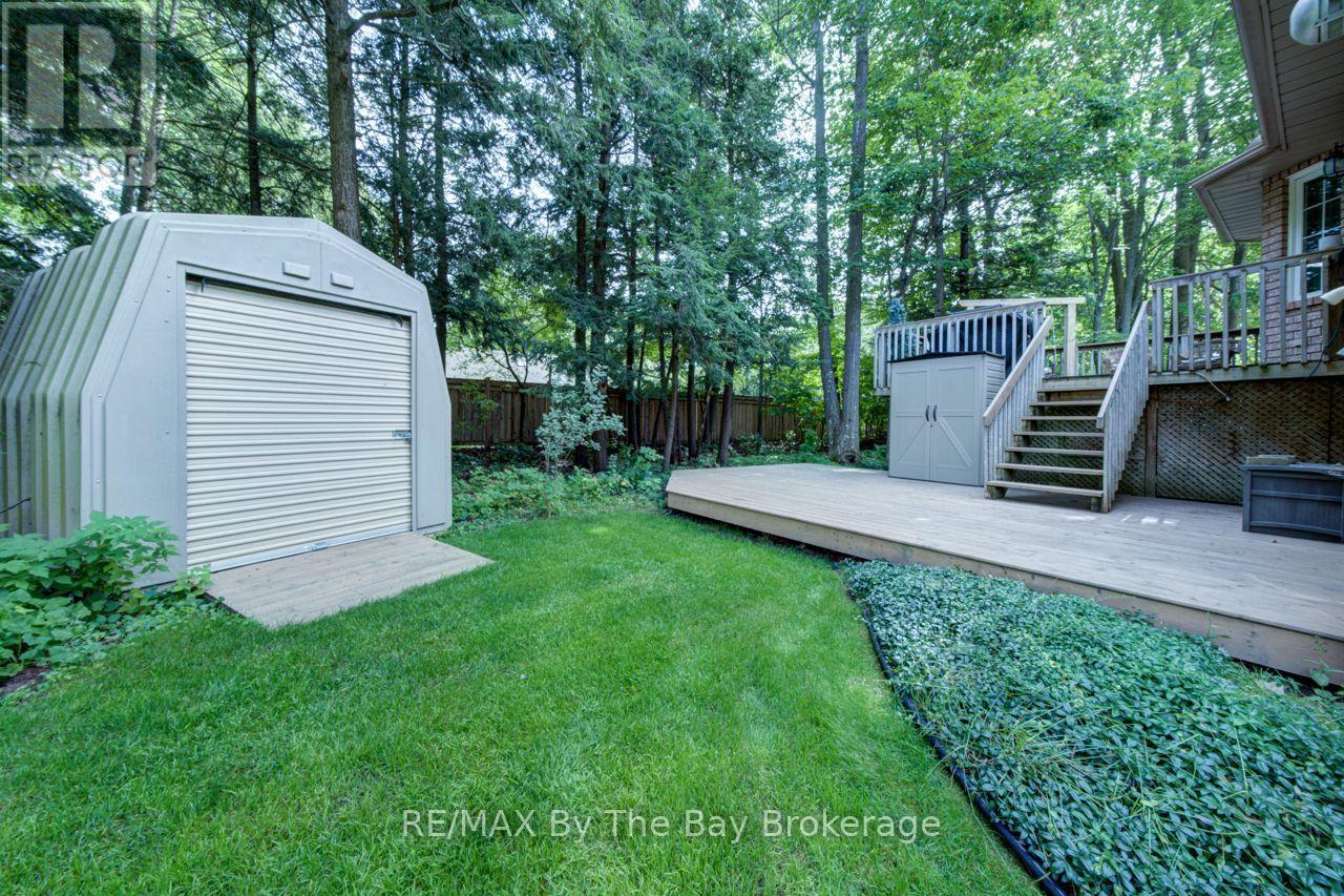 17 DOWNER CRESCENT - 30
