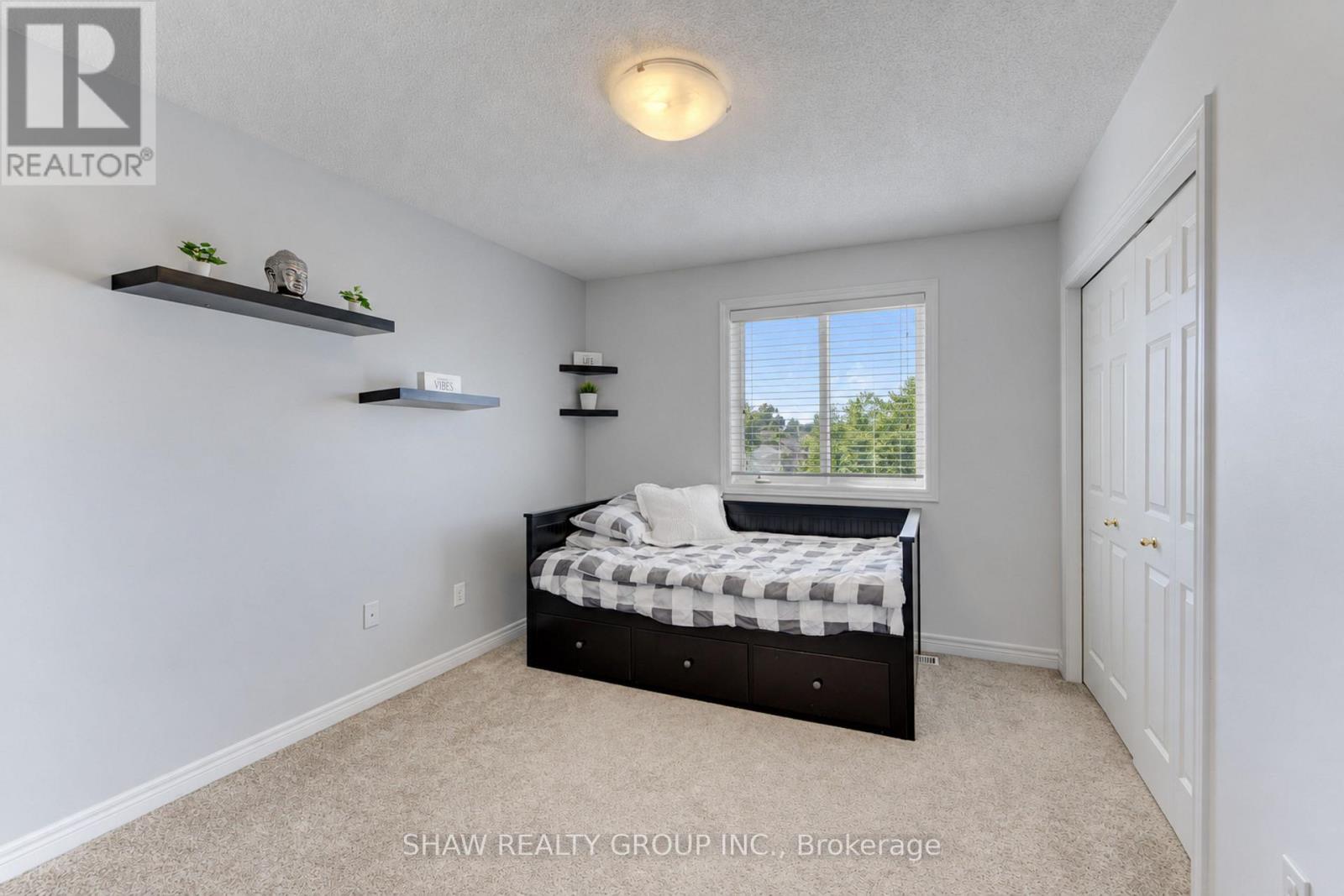 88 Decaro Crescent, Cambridge, ON photo 24