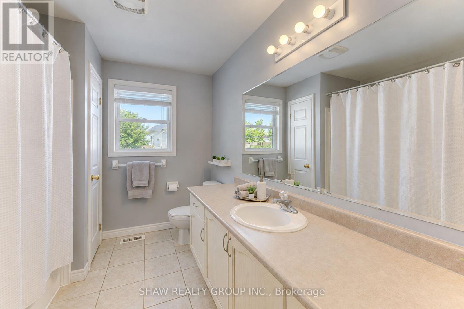 88 Decaro Crescent, Cambridge, ON photo 25