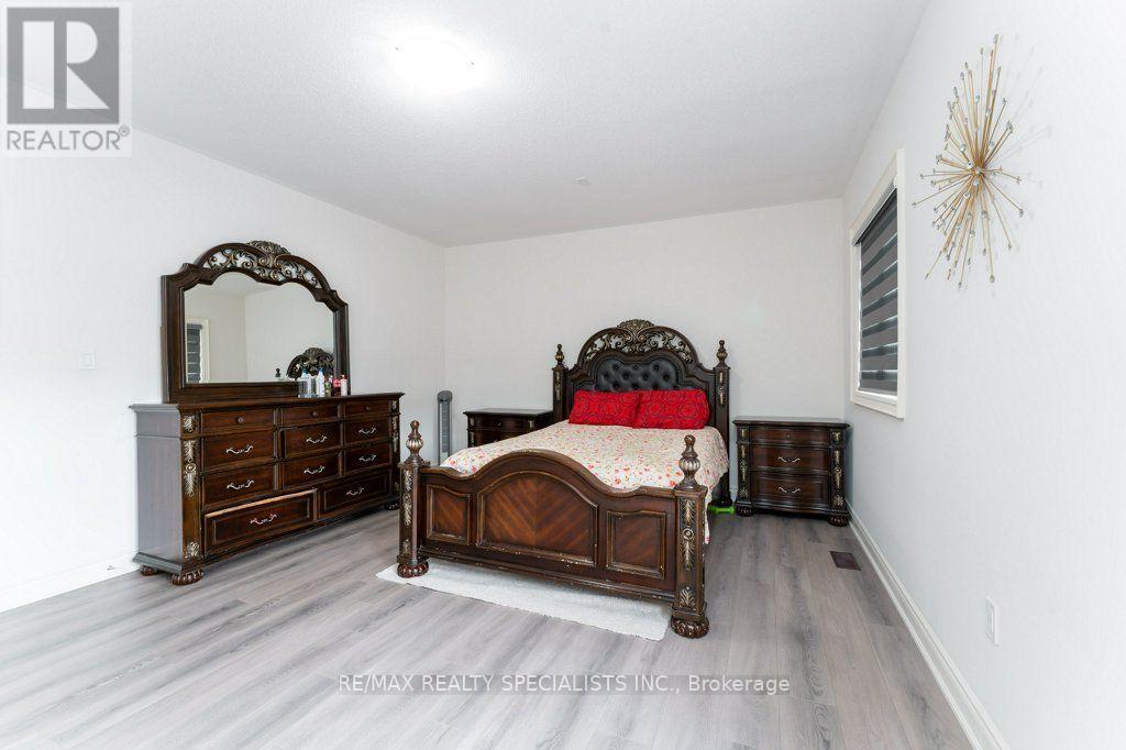 7 Grierson Trail — photo 27
