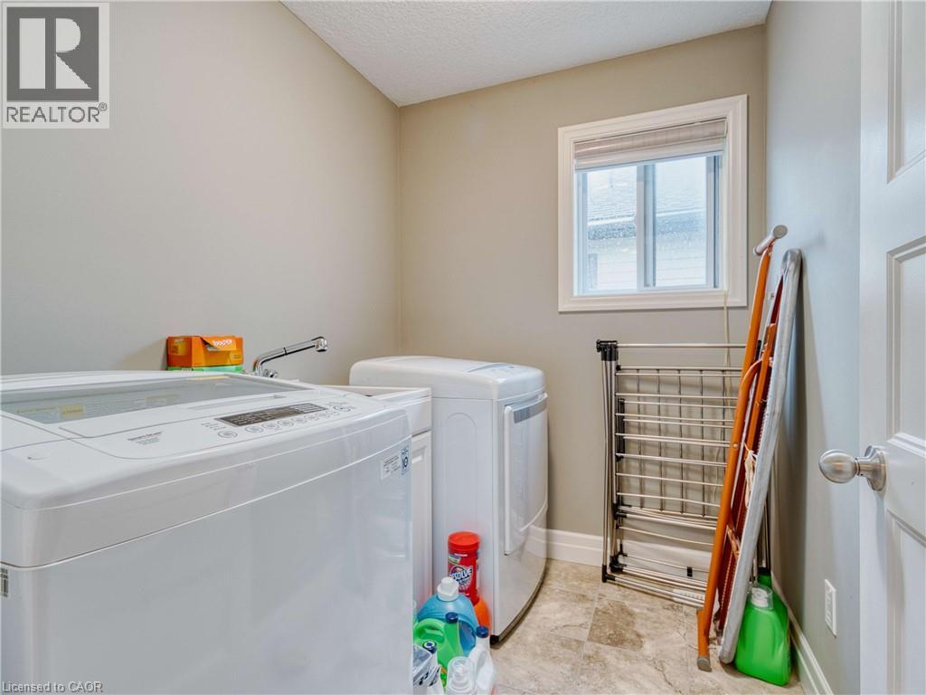 3 Bed, 3 Bath House for Rent in London – 2666 TOKALA Drive, London - Image 32