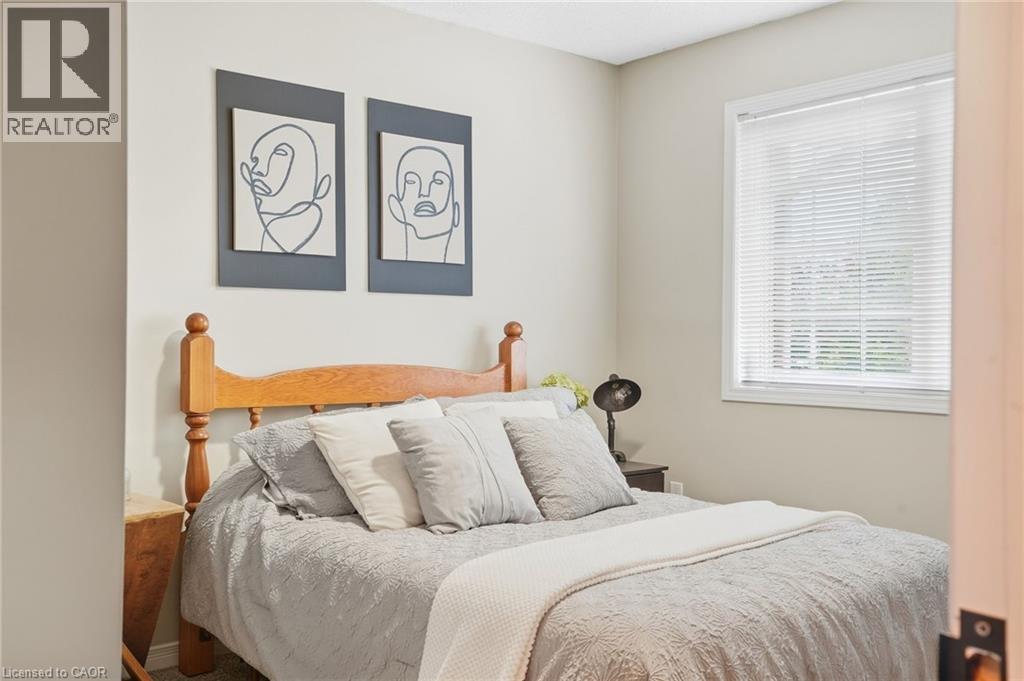 14 KENYON Crescent - Image 22