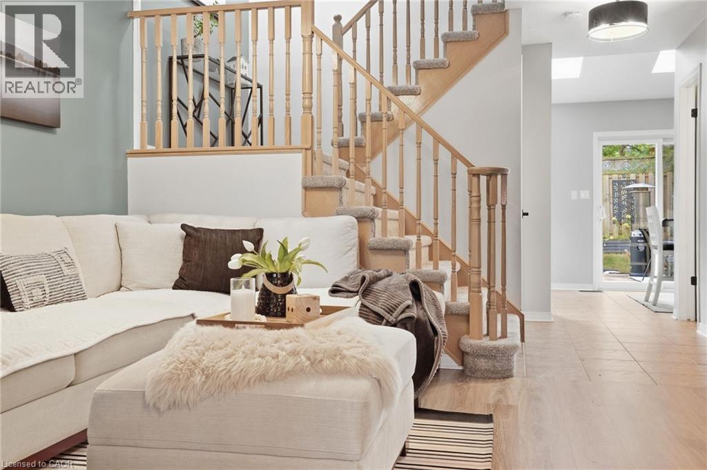 14 KENYON Crescent - 7