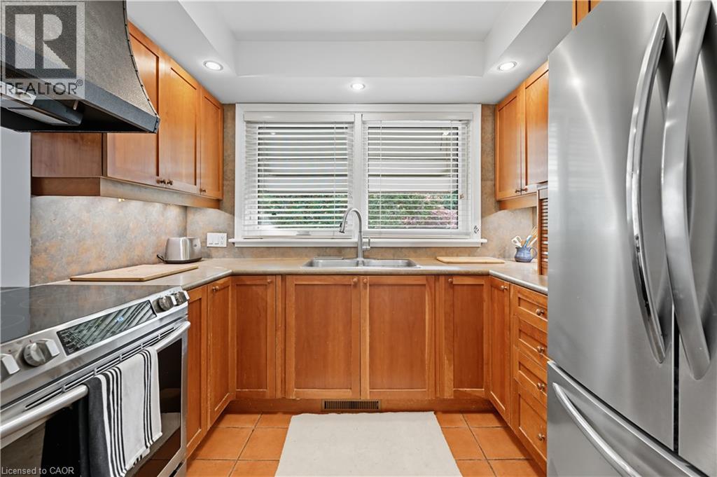 23 PERCY Court - 9