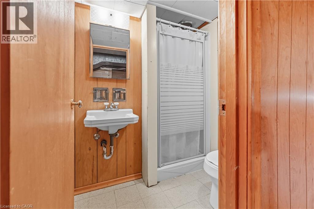 23 PERCY Court - Image 19