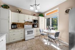 15 715 Lanark Street, Winnipeg, MB R3N1M4 Photo 8