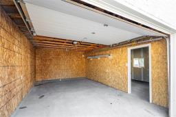 50 Bernard Bay, Winnipeg, MB R2C3Y1 Photo 32