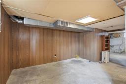 127 Hespeler Avenue, Winnipeg, MB R2L0L5 Photo 18