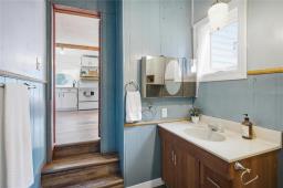 127 Hespeler Avenue, Winnipeg, MB R2L0L5 Photo 25