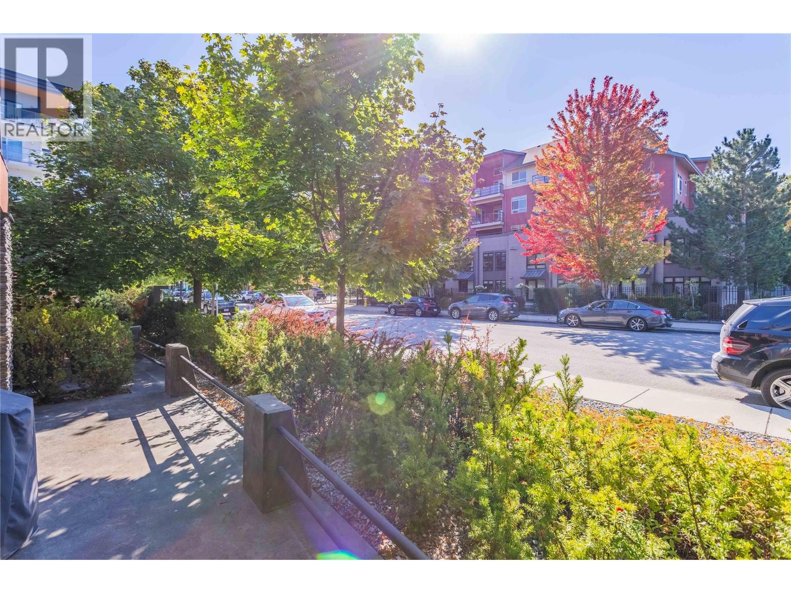#102 446 WEST Avenue - 28