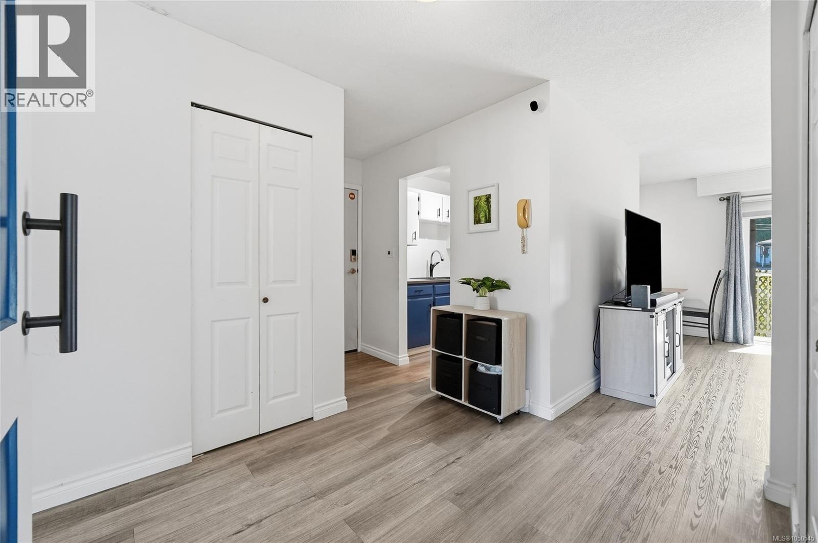 #6 129 Sixth Ave E - 12