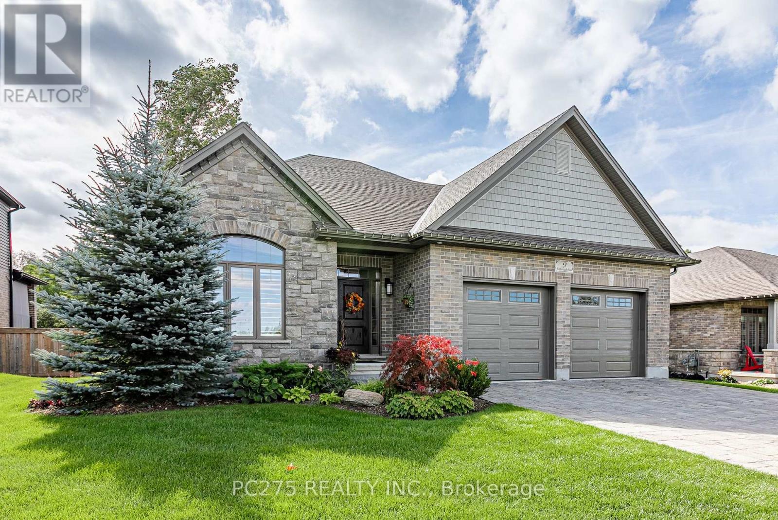 9 Foxborough Place, Thames Centre (Thorndale), Ontario, N0M2P0, Thames Centre (Thorndale), Ontario — photo 2 of 5
