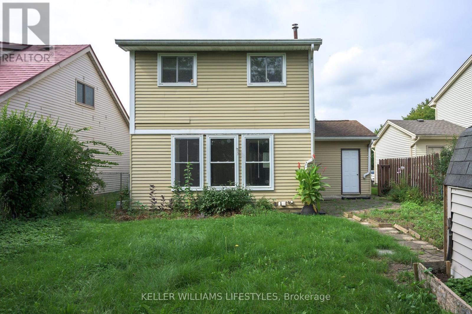 1024 JALNA BOULEVARD - Image 27