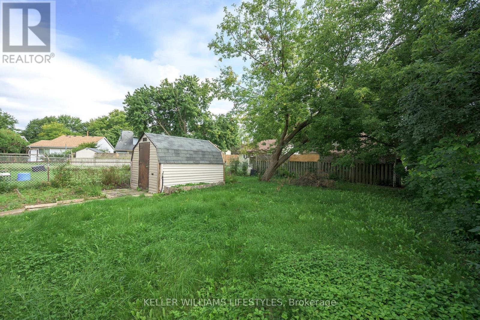 1024 JALNA BOULEVARD - Image 28