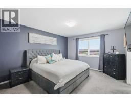 4pc Bathroom - 206 Lucas Crescent Nw, Calgary, AB T3P1M8 Photo 17