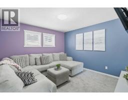 Bedroom - 206 Lucas Crescent Nw, Calgary, AB T3P1M8 Photo 16