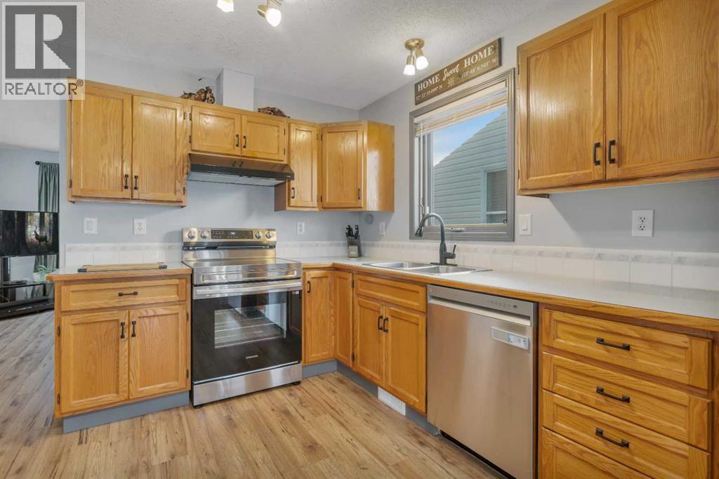 Listing photo – 5217 Aspen Drive, Blackfalds