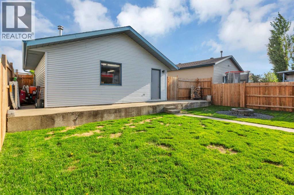 Listing photo – 5217 Aspen Drive, Blackfalds