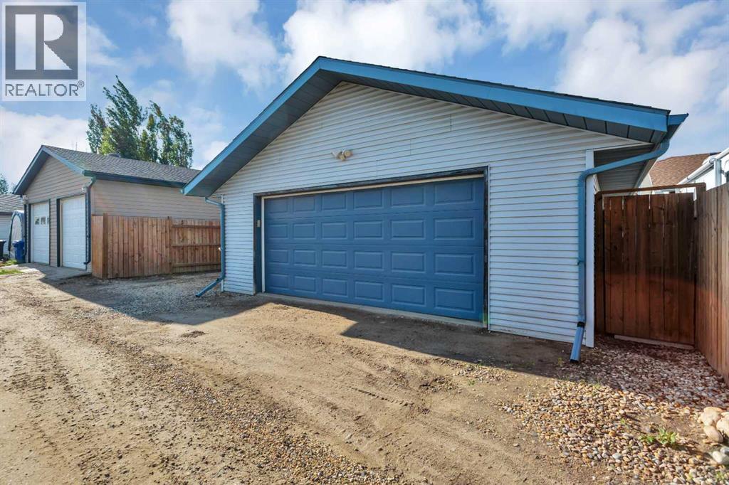 Listing photo – 5217 Aspen Drive, Blackfalds