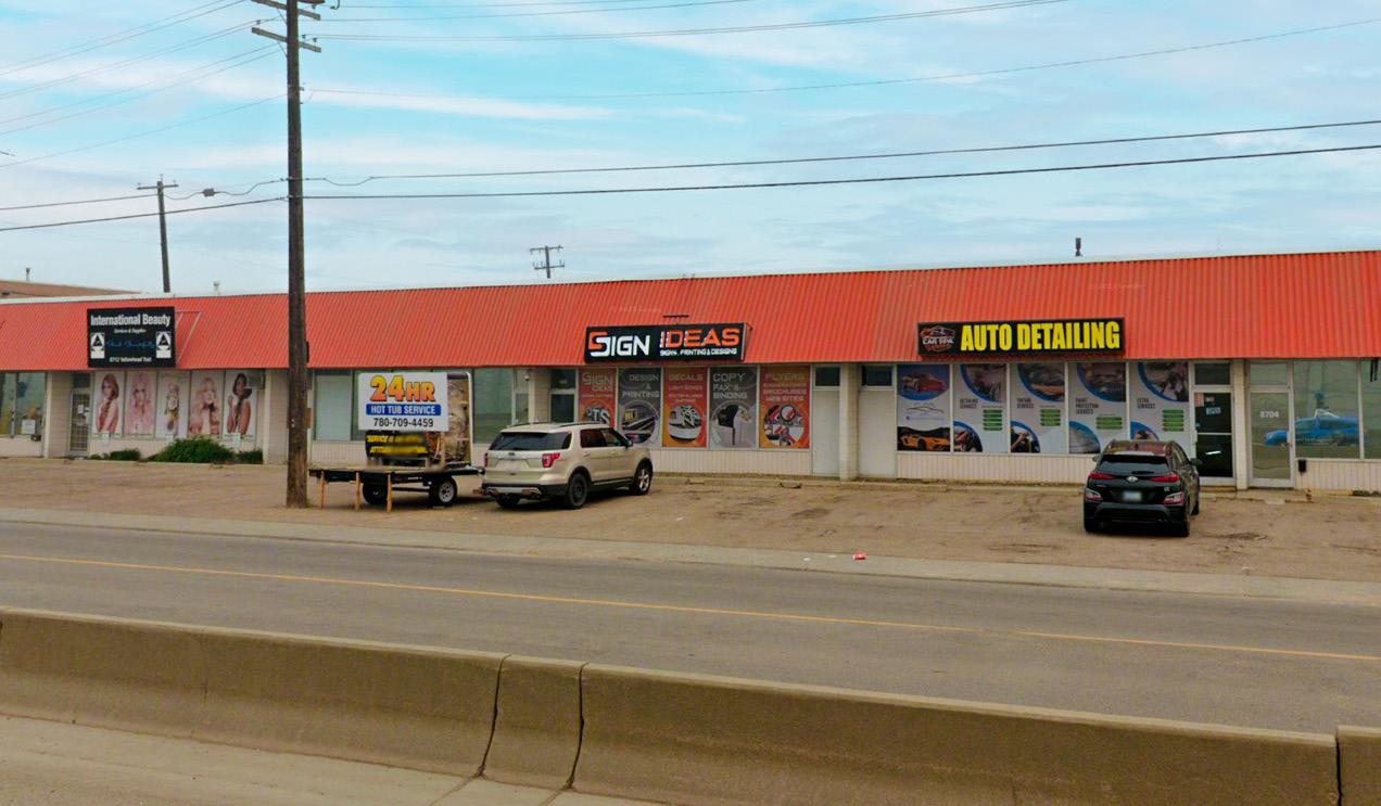 8708 Yellowhead Trail, Edmonton, Alberta, T5B1G1
