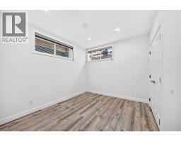 905 Livingston Way NE - photo 32
