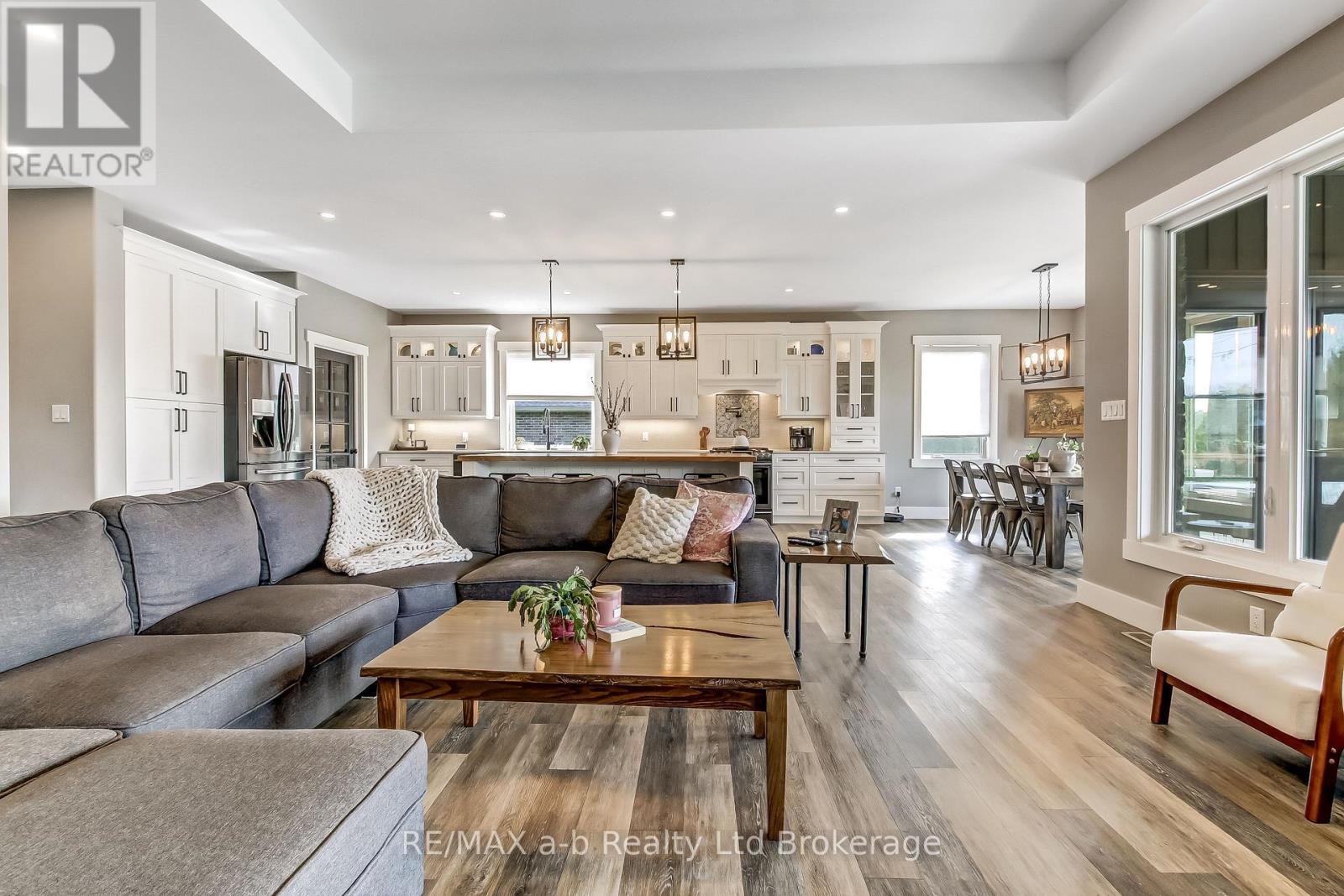 37 RIVER OAK DRIVE - Image 18