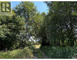6275 Old East Rd, Central Saanich, BC V8Y1R7 Photo 10