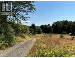 6275 Old East Rd, Central Saanich, BC V8Y1R7 Photo 11