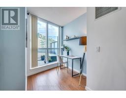 402 - 218 Queens Quay W, Toronto, ON M5J2Y6 Photo 11