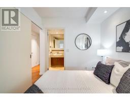 402 - 218 Queens Quay W, Toronto, ON M5J2Y6 Photo 16