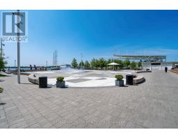 402 - 218 Queens Quay W, Toronto, ON M5J2Y6 Photo 40
