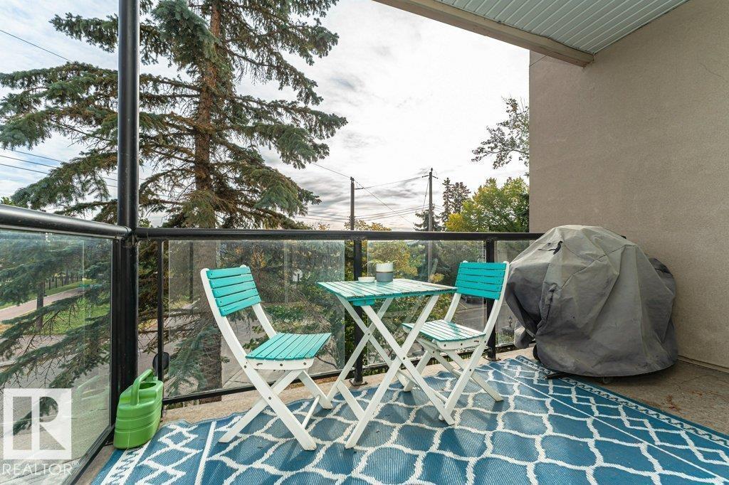 #202 9503 101 AV NW - 24