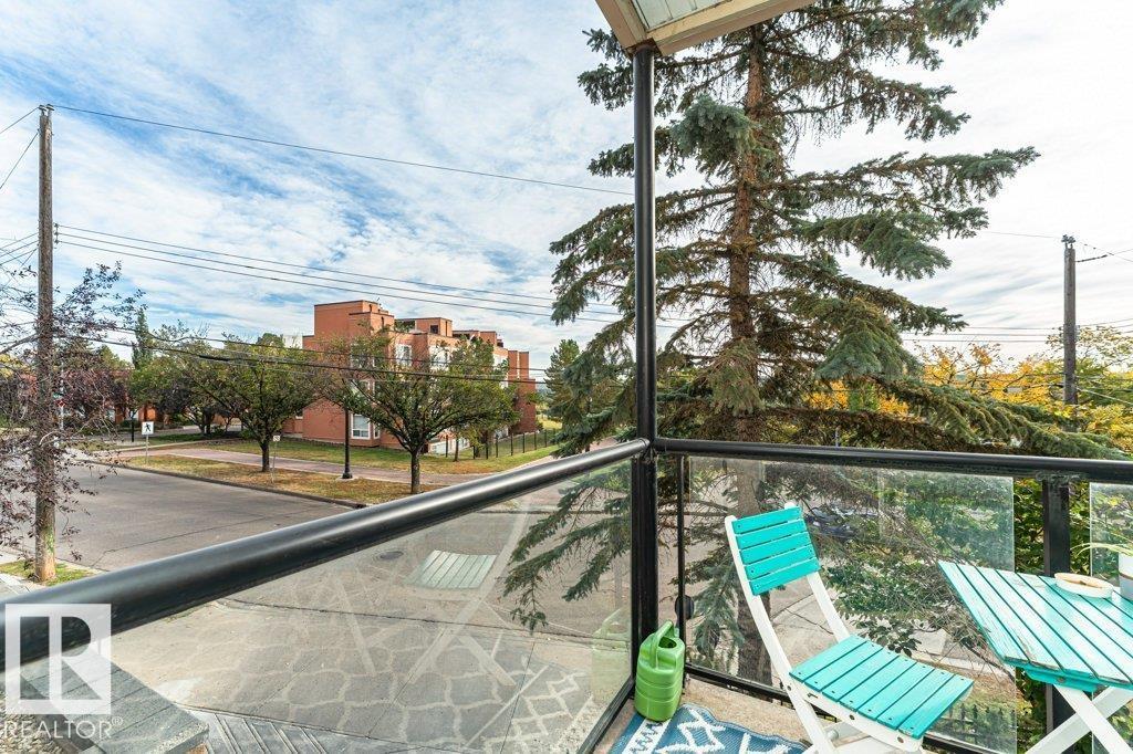 #202 9503 101 AV NW - 25