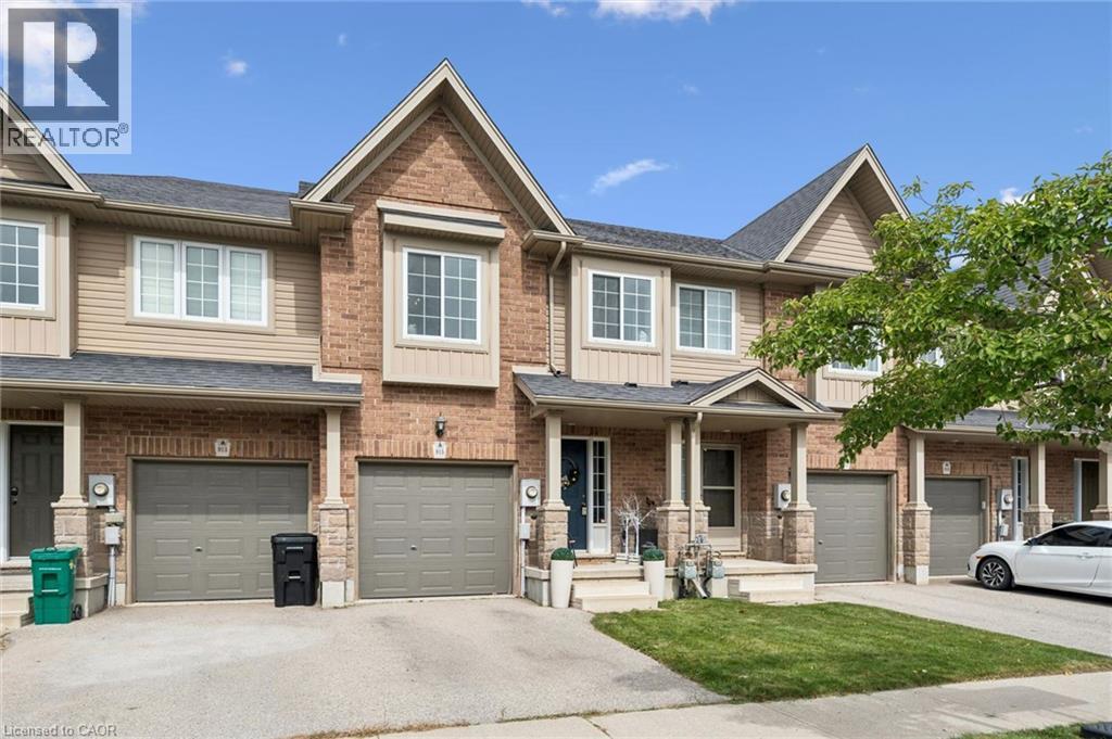 915 ZELLER Crescent — photo 2