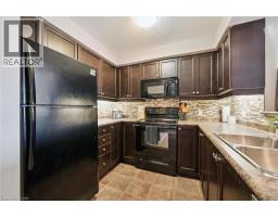 915 Zeller Crescent, Kitchener, ON N2A0C7 Photo 11