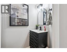 2pc Bathroom - 915 Zeller Crescent, Kitchener, ON N2A0C7 Photo 8