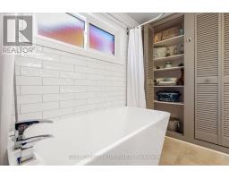 113 Gibbons Street, Oshawa, ON L1J4Y1 Photo 27