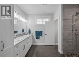 1100 Alpine View Pl, Qualicum Beach, BC V9K1V6 Photo 32