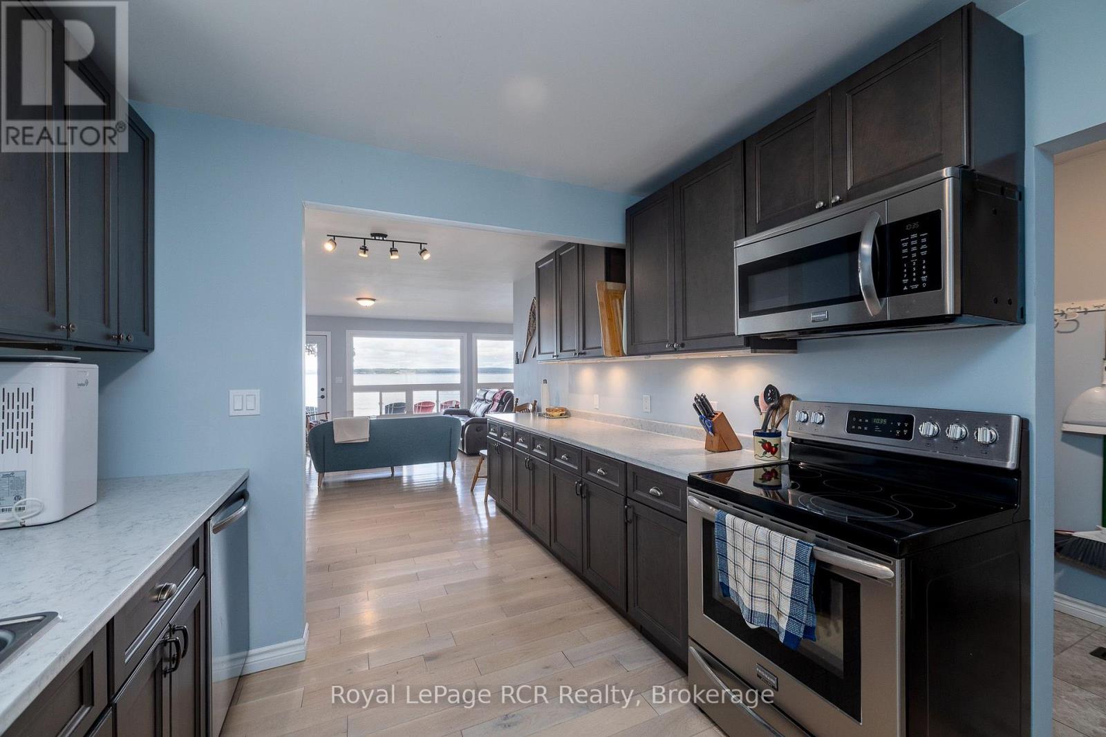 359312 GREY ROAD 15 - 13