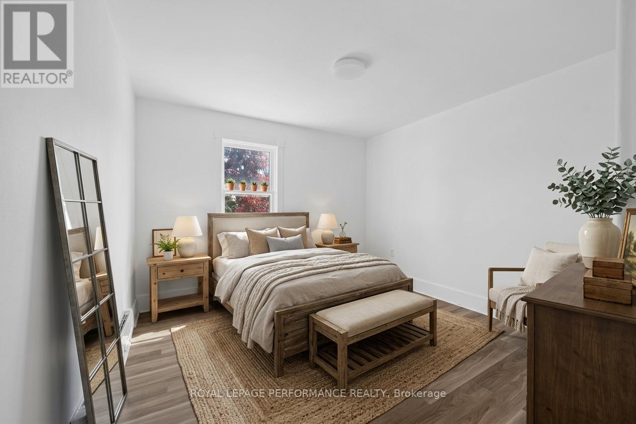 139 EIGHTH STREET W - 22